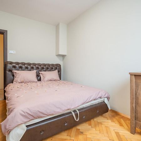 Pirotska 2-Bedroom 100M2 Apartment In Sofia Center エクステリア 写真