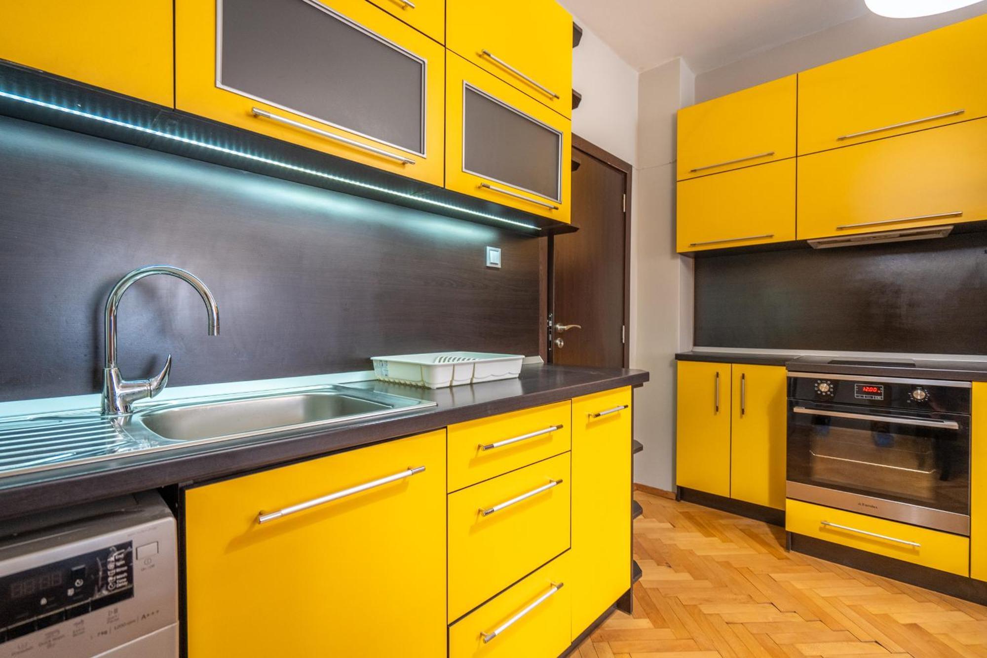 Pirotska 2-Bedroom 100M2 Apartment In Sofia Center エクステリア 写真