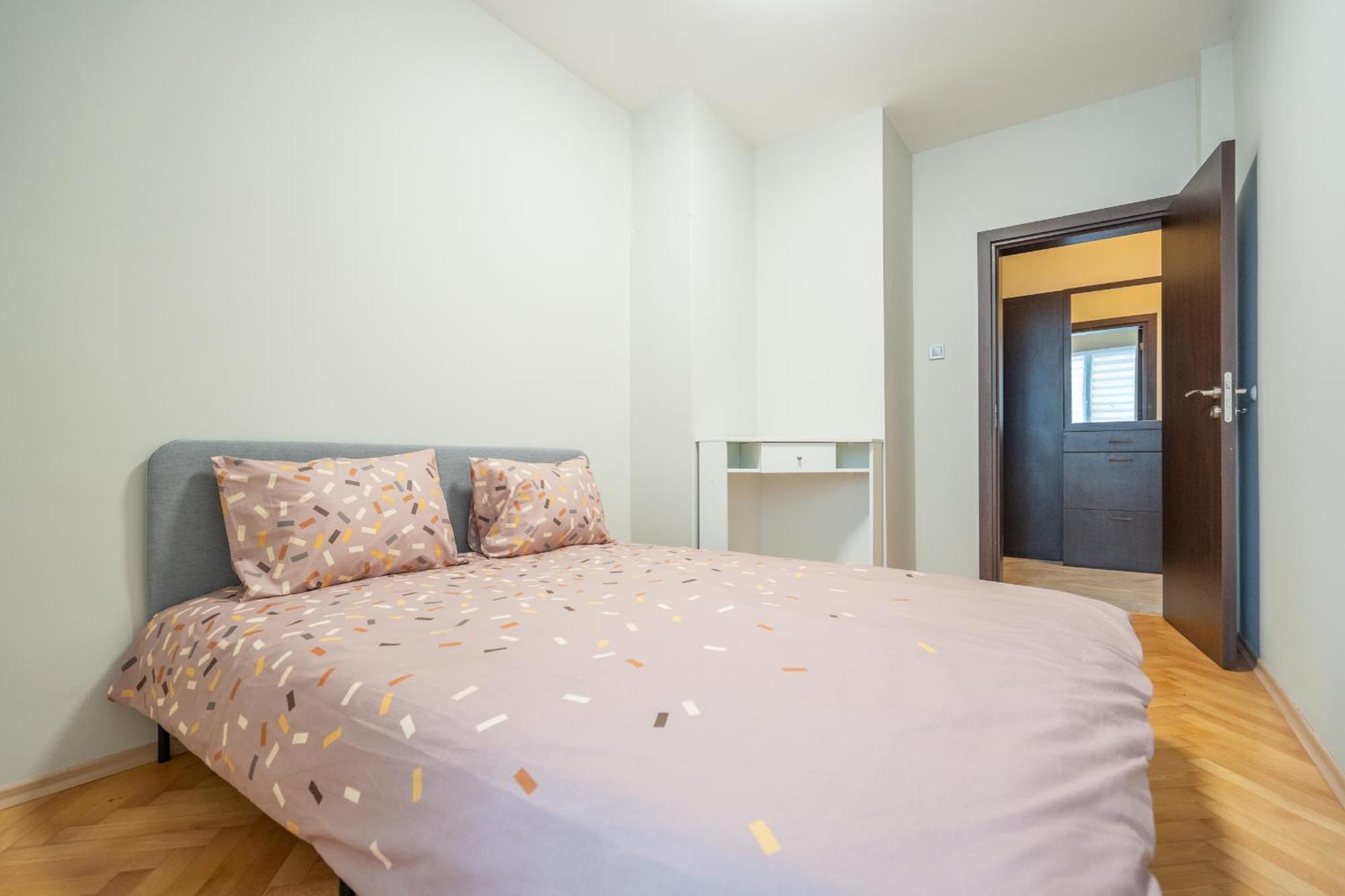 Pirotska 2-Bedroom 100M2 Apartment In Sofia Center エクステリア 写真