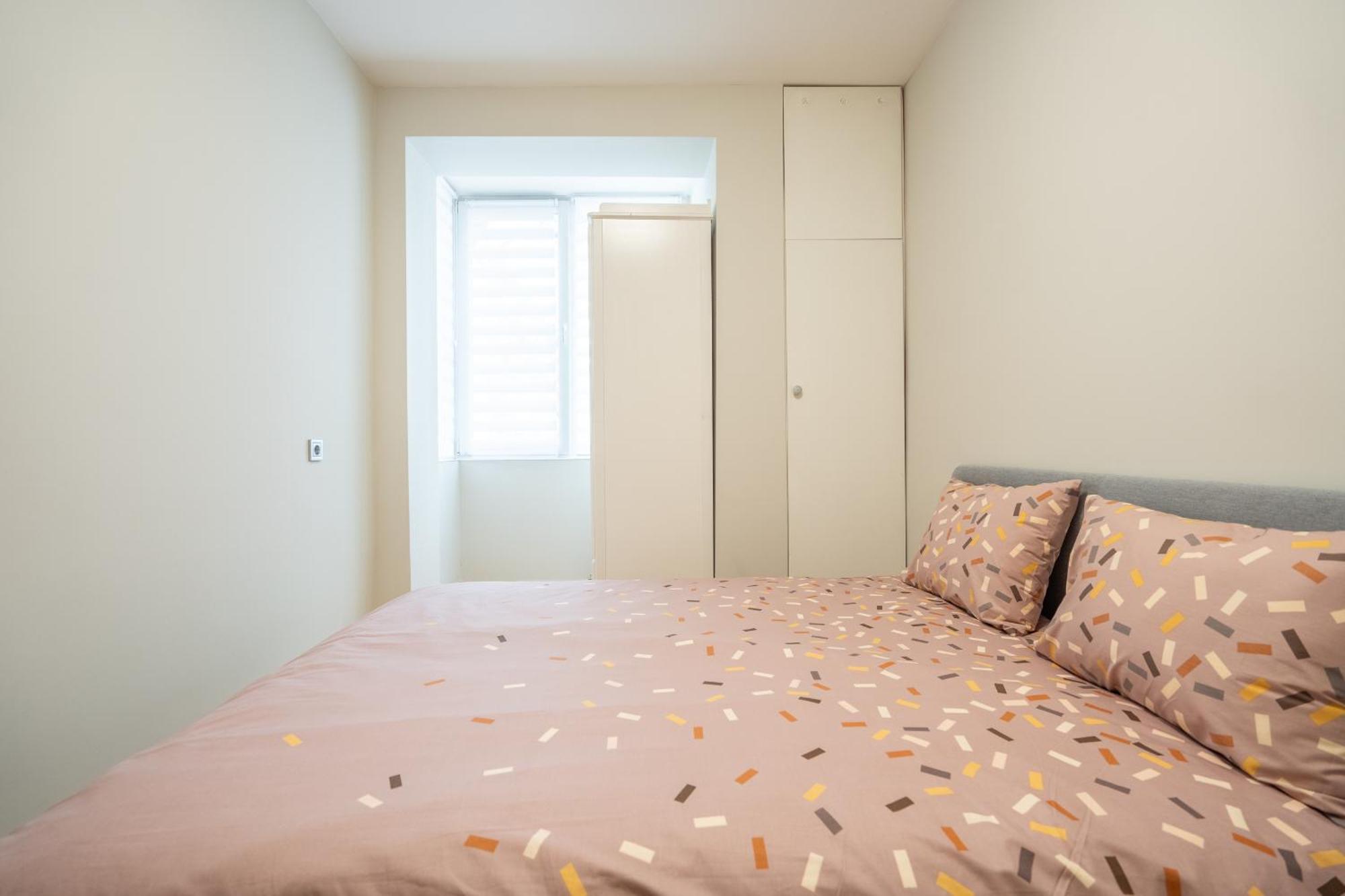 Pirotska 2-Bedroom 100M2 Apartment In Sofia Center エクステリア 写真
