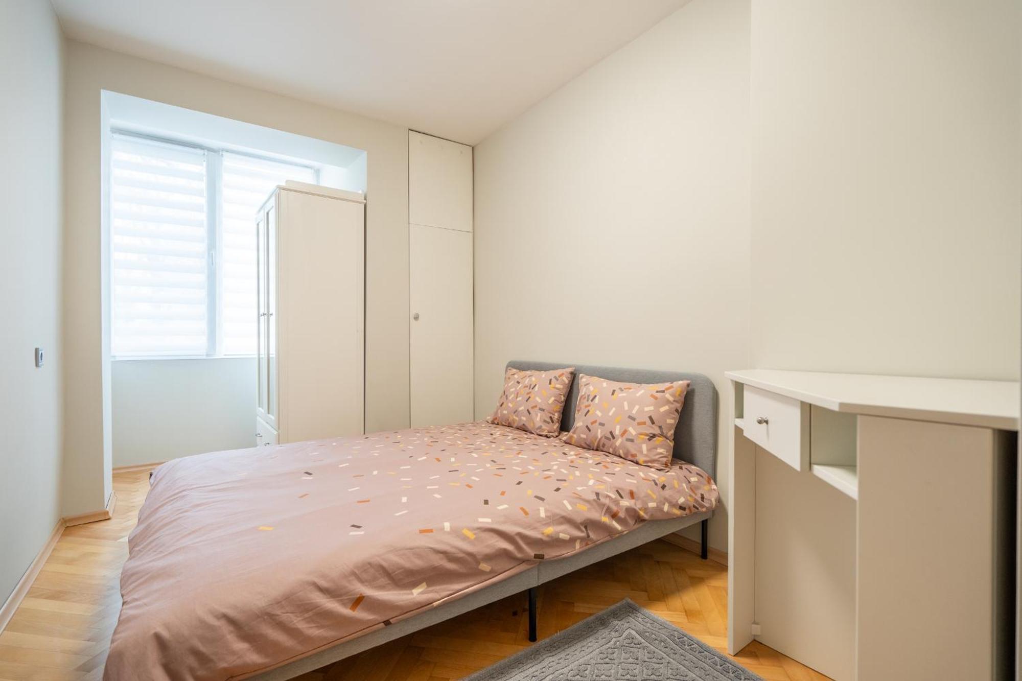 Pirotska 2-Bedroom 100M2 Apartment In Sofia Center エクステリア 写真