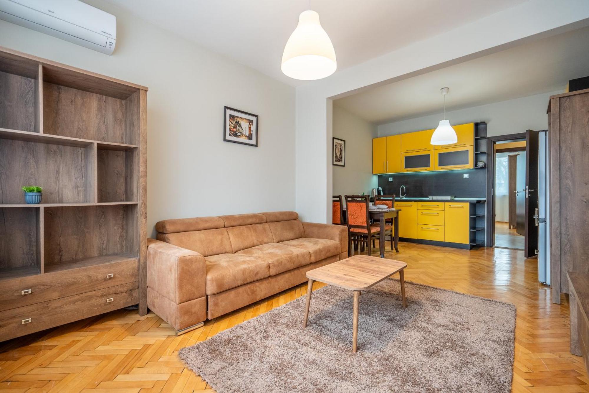 Pirotska 2-Bedroom 100M2 Apartment In Sofia Center エクステリア 写真